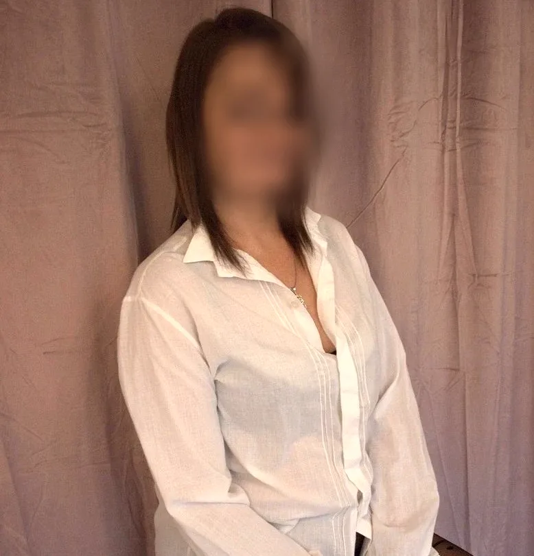 Ada, 38