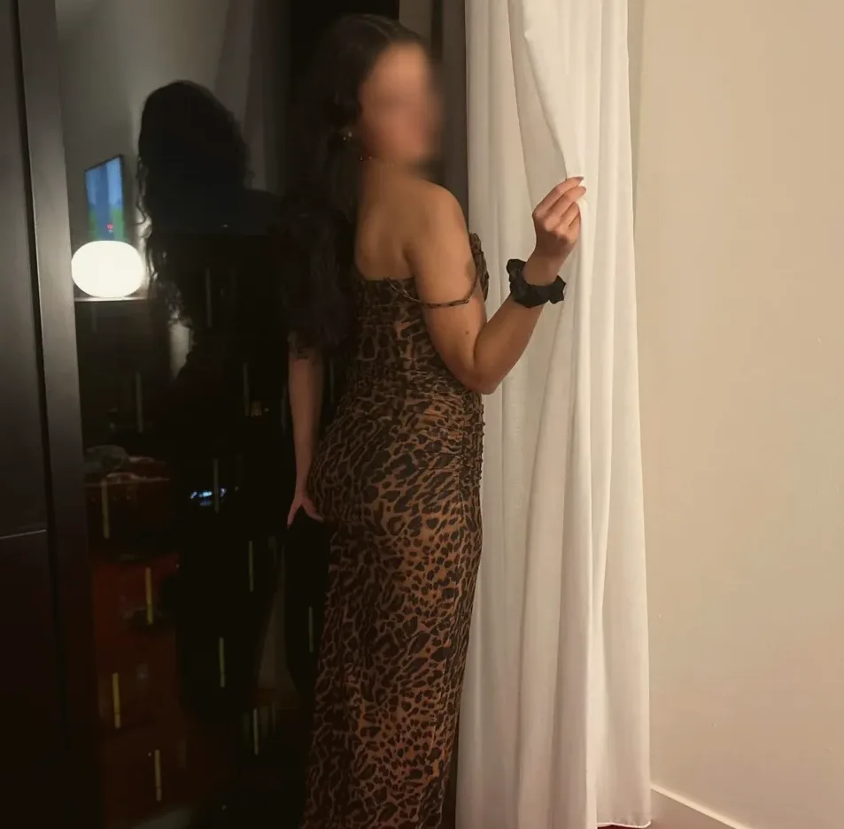 Amber, 19