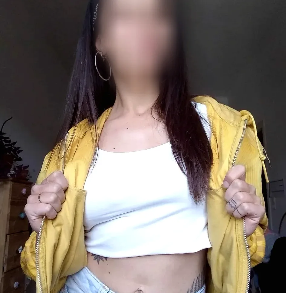 Hannah, 36