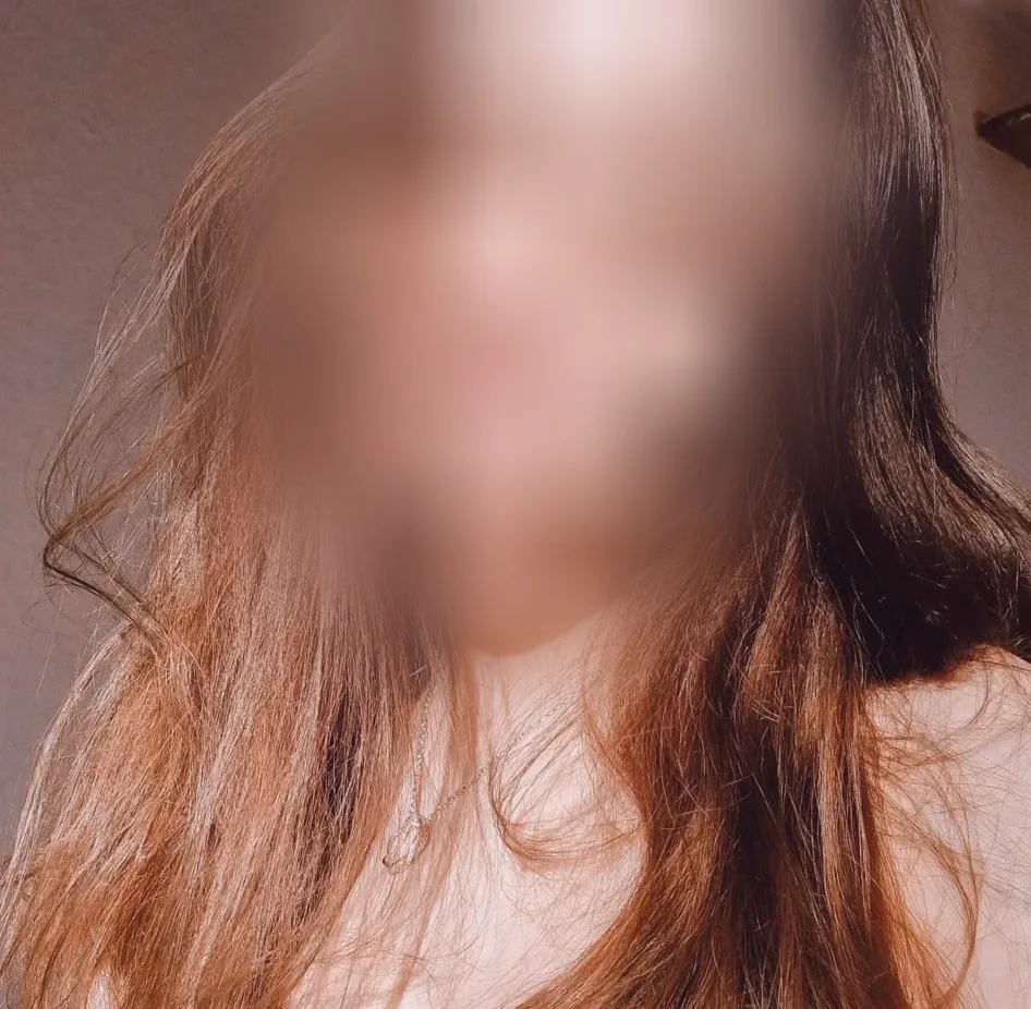 Niamh, 28