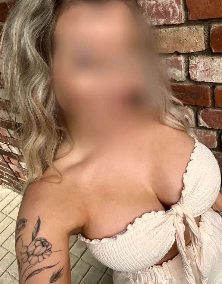 Shannon, 36